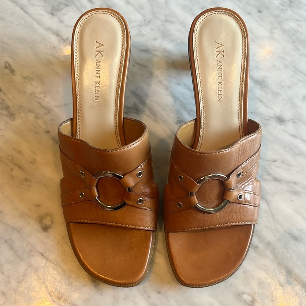 Anne Klein Camel heeled mules size 8 medium